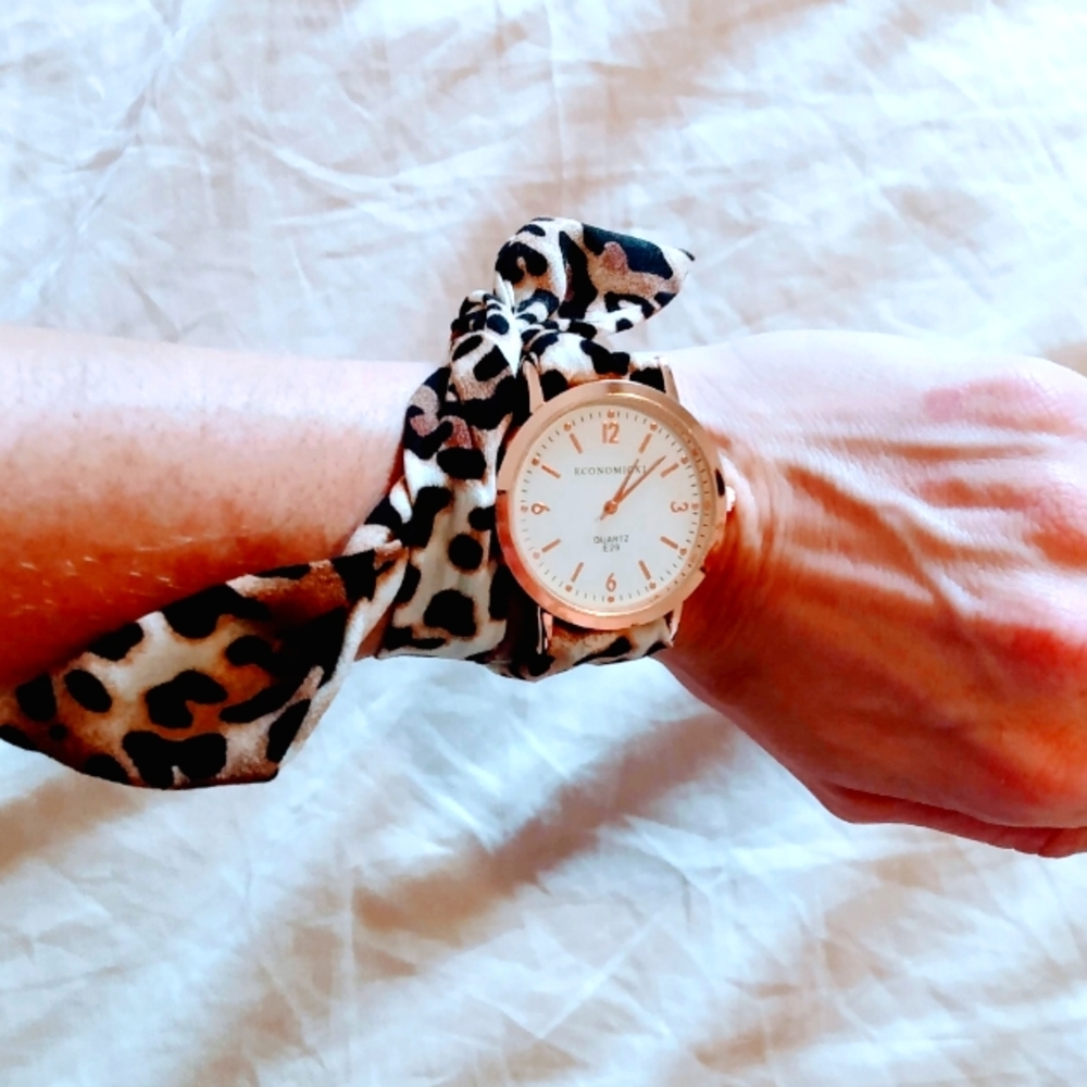 New, Silk leopard print ladies watch.